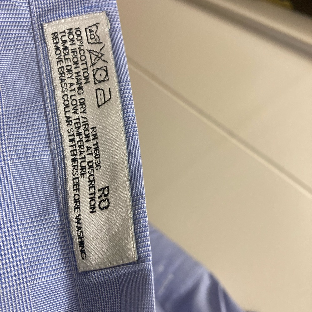 Charles Tyrwhitt blue non-iron dress shirt with French cuffs size 16/33 - Picture 5 of 5